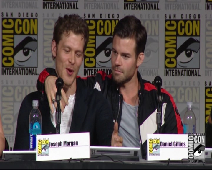 VampireDiariesWorld-dot-nl_TheOriginals_Season3-2015ComicConPanel1377.jpg