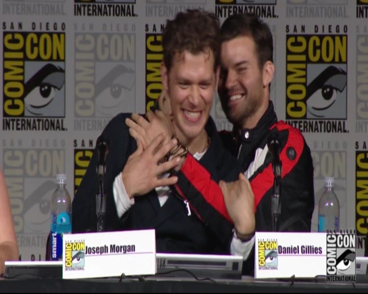 VampireDiariesWorld-dot-nl_TheOriginals_Season3-2015ComicConPanel1400.jpg