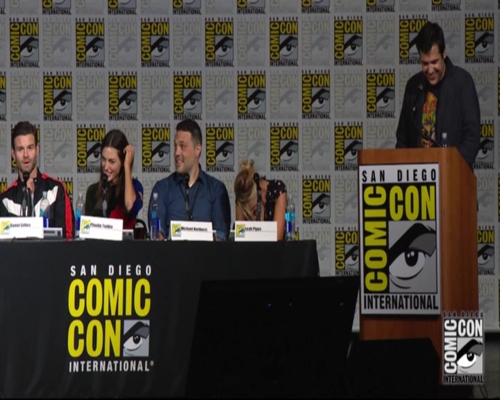 VampireDiariesWorld-dot-nl_TheOriginals_Season3-2015ComicConPanel1414.jpg