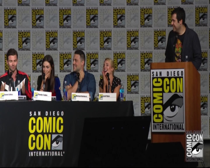 VampireDiariesWorld-dot-nl_TheOriginals_Season3-2015ComicConPanel1474.jpg