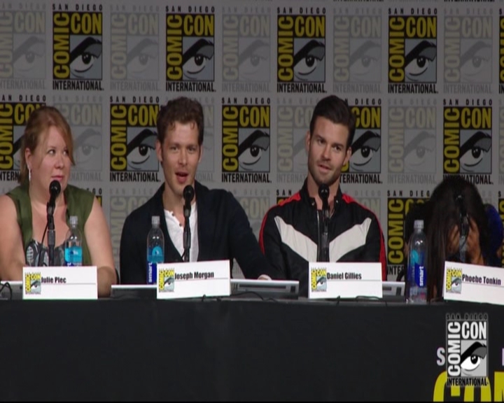 VampireDiariesWorld-dot-nl_TheOriginals_Season3-2015ComicConPanel1535.jpg