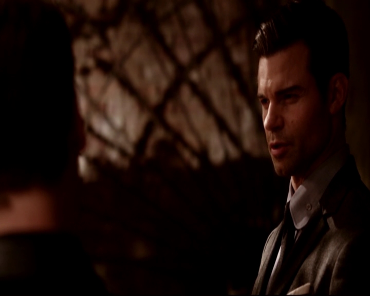 VampireDiariesWorld-dot-nl_TheOriginals_3x07OutOfEasy-deletedscenes0016.jpg