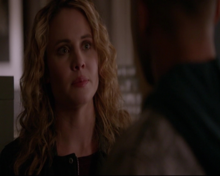 VampireDiariesWorld-dot-nl_TheOriginals_3x17BehindTheBlackHorizon-deletedscenes0162.jpg