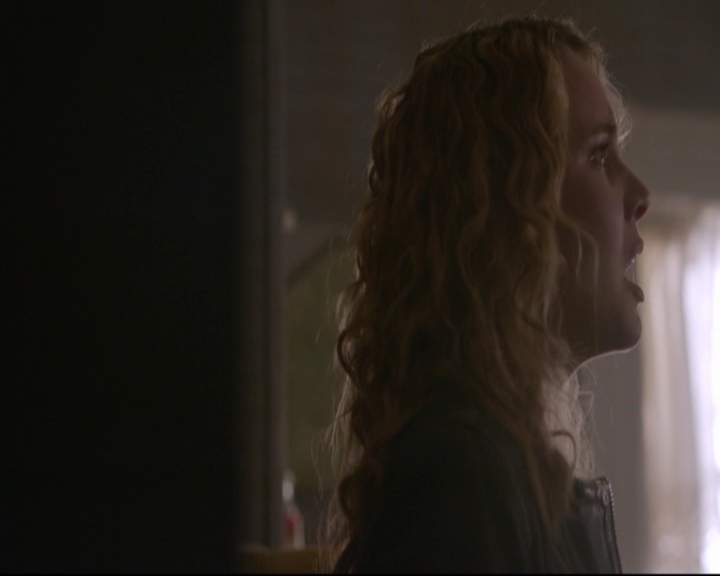 VampireDiariesWorld-dot-nl_TheOriginals_3x17BehindTheBlackHorizon-deletedscenes0183.jpg