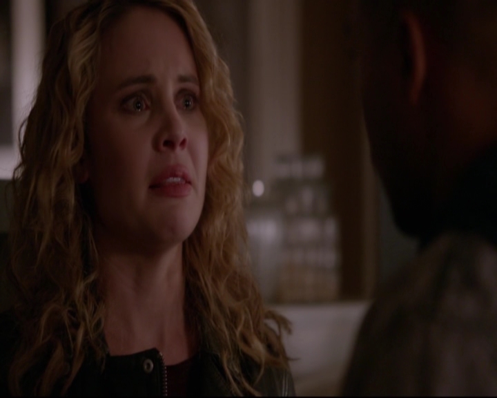 VampireDiariesWorld-dot-nl_TheOriginals_3x17BehindTheBlackHorizon-deletedscenes0189.jpg