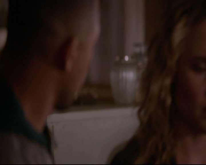 VampireDiariesWorld-dot-nl_TheOriginals_3x17BehindTheBlackHorizon-deletedscenes0203.jpg