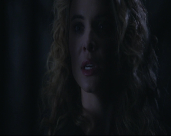 VampireDiariesWorld-dot-nl_TheOriginals_3x17BehindTheBlackHorizon-deletedscenes0236.jpg