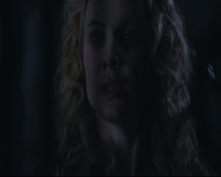 VampireDiariesWorld-dot-nl_TheOriginals_3x17BehindTheBlackHorizon-deletedscenes0237.jpg