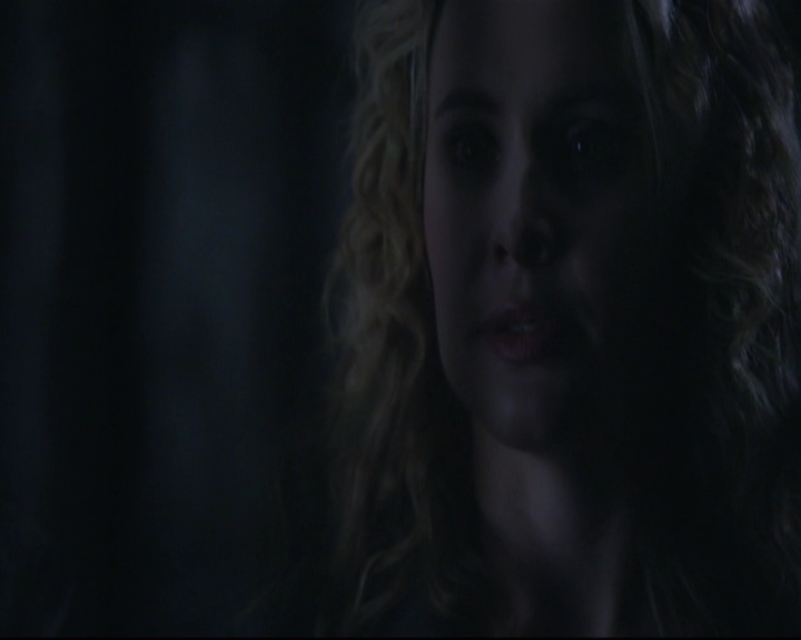 VampireDiariesWorld-dot-nl_TheOriginals_3x17BehindTheBlackHorizon-deletedscenes0239.jpg