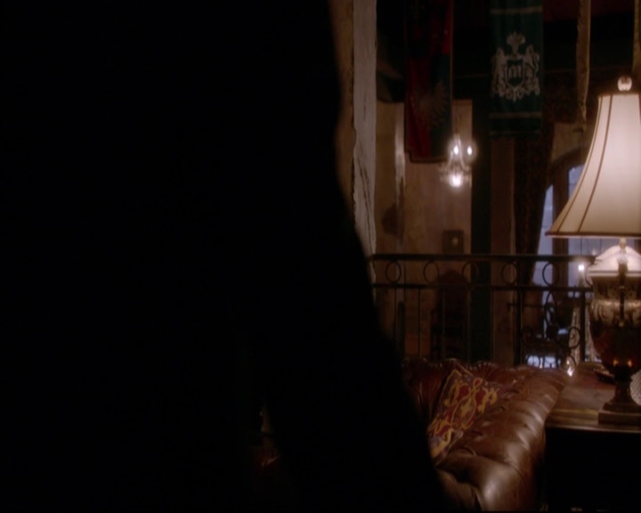 VampireDiariesWorld-dot-nl_TheOriginals_3x18TheDevilComesHereAndSighs-deletedscenes0004.jpg