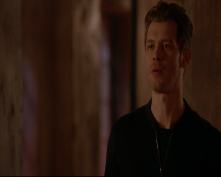 VampireDiariesWorld-dot-nl_TheOriginals_3x18TheDevilComesHereAndSighs-deletedscenes0014.jpg