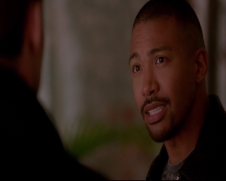 VampireDiariesWorld-dot-nl_TheOriginals_3x18TheDevilComesHereAndSighs-deletedscenes0080.jpg