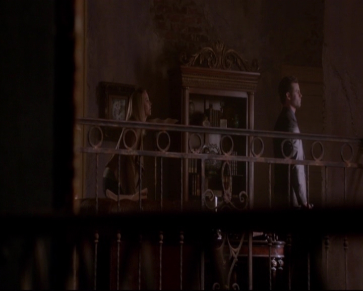 VampireDiariesWorld-dot-nl_TheOriginals_3x18TheDevilComesHereAndSighs-deletedscenes0098.jpg