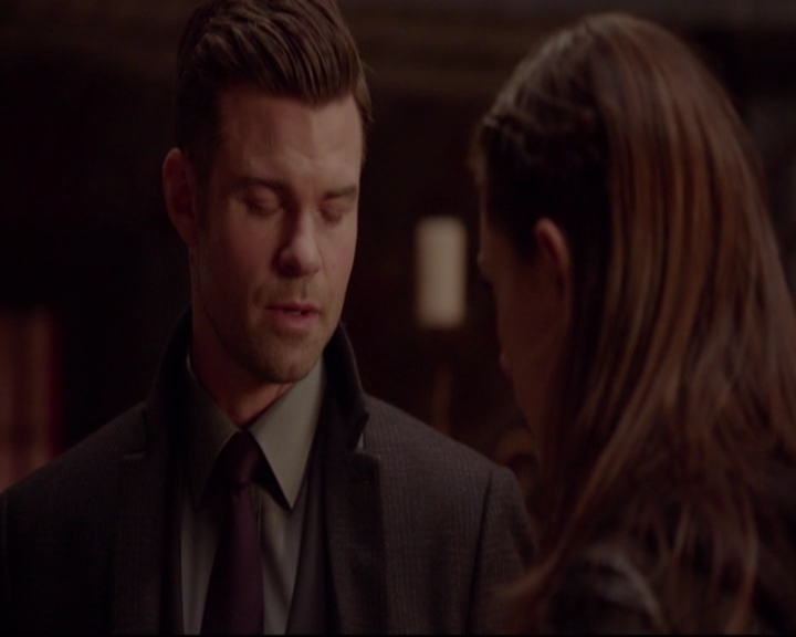 VampireDiariesWorld-dot-nl_TheOriginals_3x19NoMoreHeartbreaks-deletedscenes0022.jpg