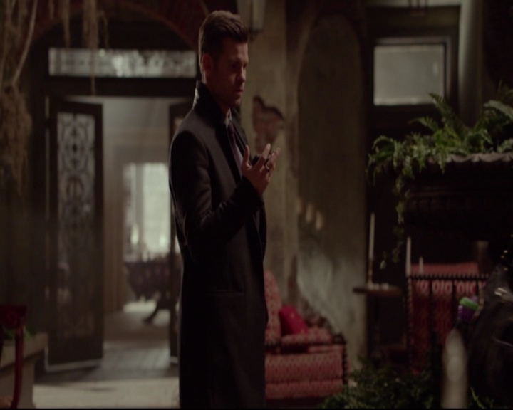 VampireDiariesWorld-dot-nl_TheOriginals_3x19NoMoreHeartbreaks-deletedscenes0026.jpg