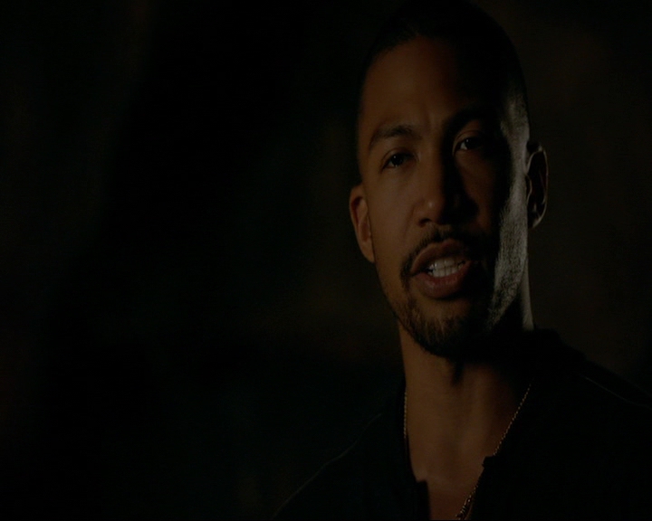 VampireDiaries-dot-nl_TheOriginals4x01GatherUpTheKillers1204.jpg VampireDiaries-dot-nl_TheOriginals4x01GatherUpTheKillers1204.jpg