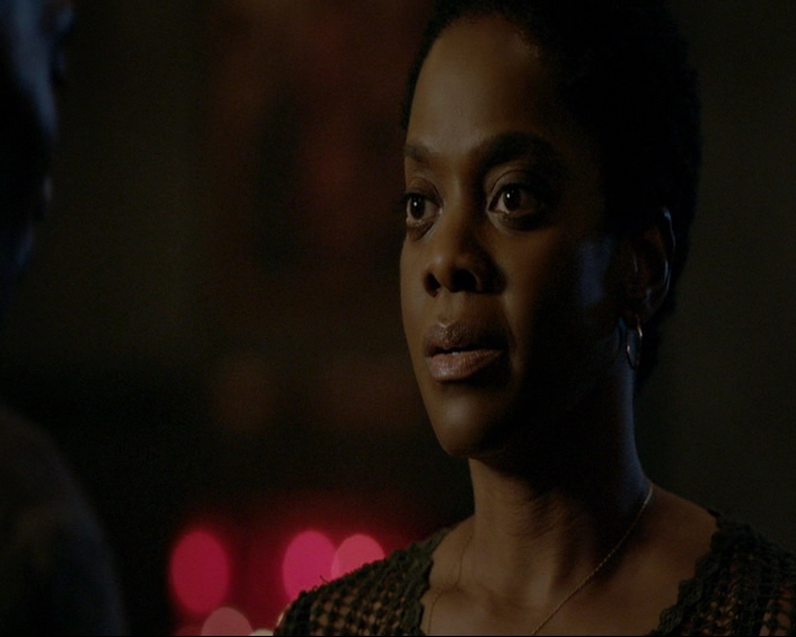 VampireDiaries-dot-nl_TheOriginals4x01GatherUpTheKillers2305.jpg VampireDiaries-dot-nl_TheOriginals4x01GatherUpTheKillers2305.jpg