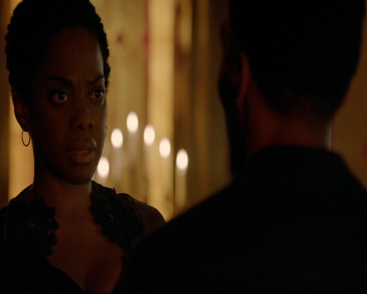 VampireDiaries-dot-nl_TheOriginals4x02NoQuarter0211.jpg