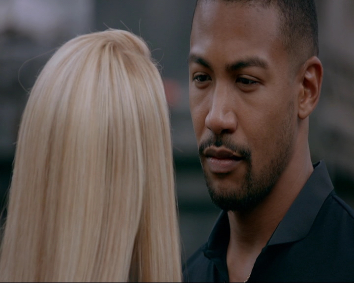 VampireDiaries-dot-nl_TheOriginals4x02NoQuarter0612.jpg VampireDiaries-dot-nl_TheOriginals4x02NoQuarter0612.jpg