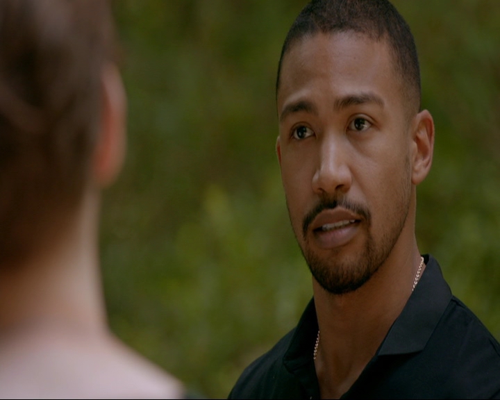 VampireDiaries-dot-nl_TheOriginals4x02NoQuarter2034.jpg