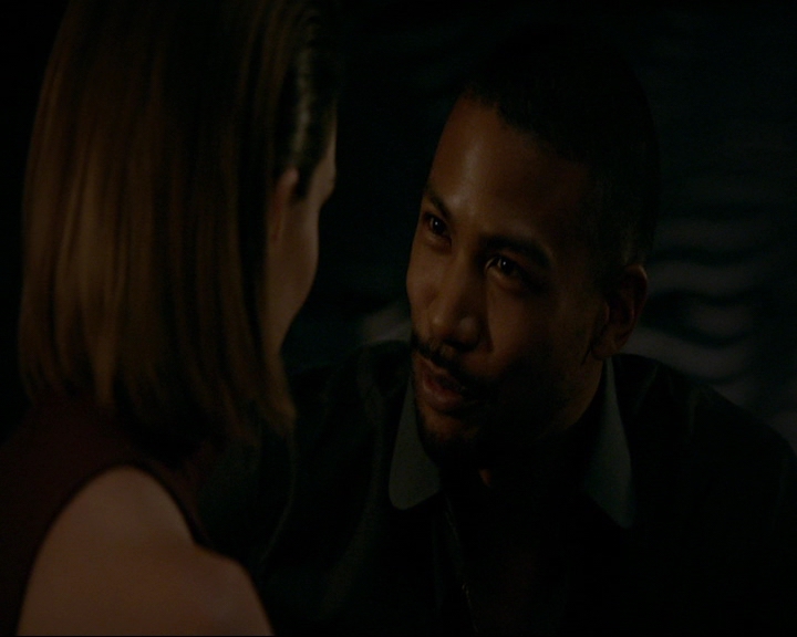 VampireDiaries-dot-nl_TheOriginals4x02NoQuarter2100.jpg