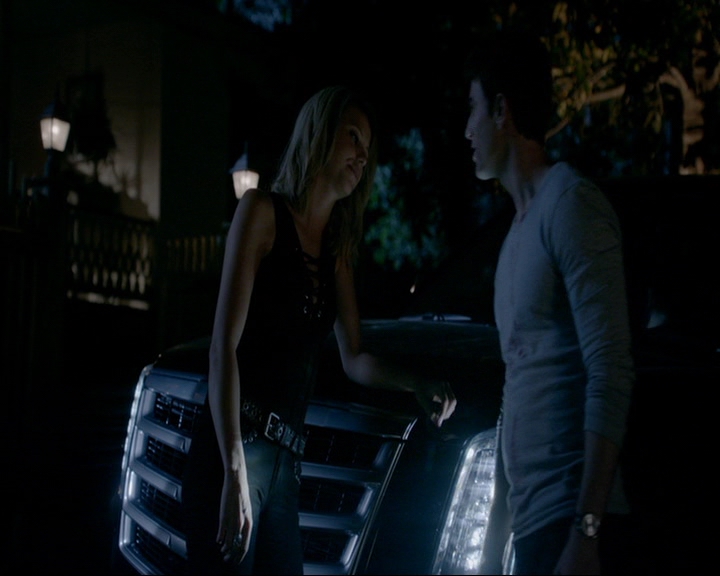 VampireDiaries-dot-nl_TheOriginals4x02NoQuarter2223.jpg