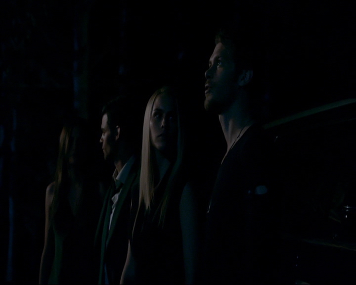 VampireDiaries-dot-nl_TheOriginals4x02NoQuarter2242.jpg