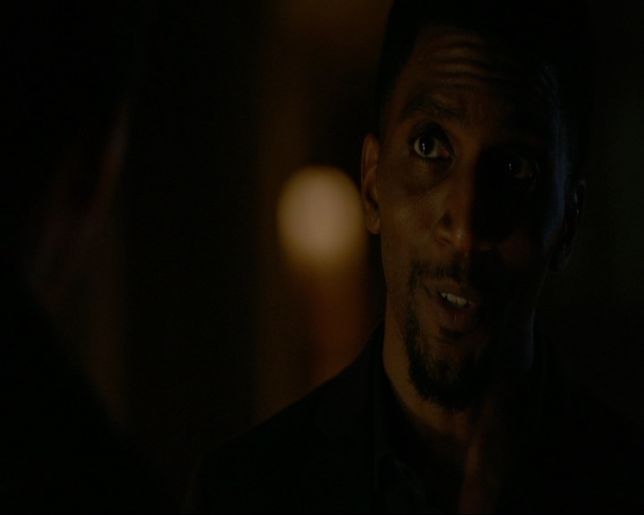 VampireDiaries-dot-nl_TheOriginals4x03HaunterOfRuins1720.jpg