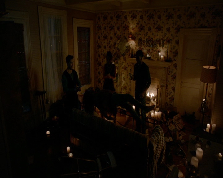 VampireDiaries-dot-nl_TheOriginals4x03HaunterOfRuins2125.jpg VampireDiaries-dot-nl_TheOriginals4x03HaunterOfRuins2125.jpg