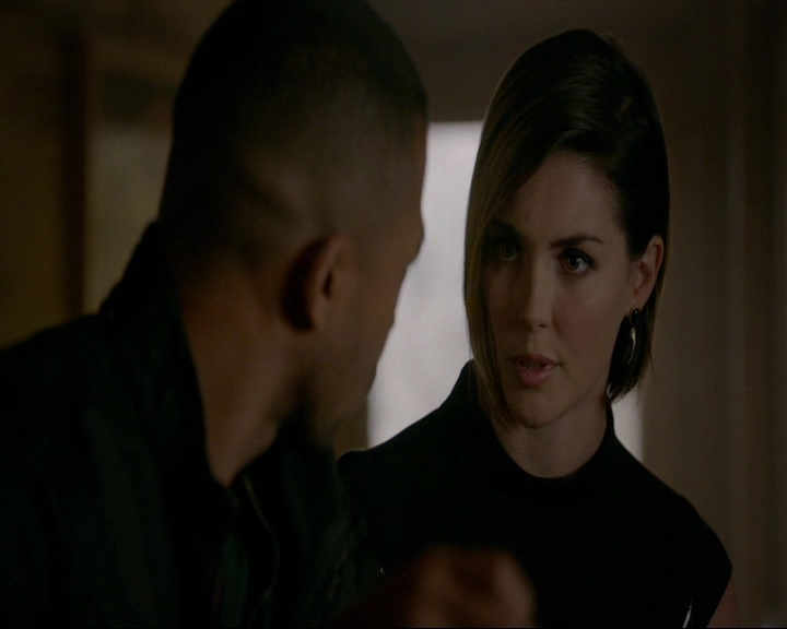 VampireDiaries-dot-nl_TheOriginals4x05IHearYouKnocking0208.jpg VampireDiaries-dot-nl_TheOriginals4x05IHearYouKnocking0208.jpg