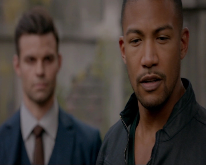 VampireDiaries-dot-nl_TheOriginals4x05IHearYouKnocking0701.jpg VampireDiaries-dot-nl_TheOriginals4x05IHearYouKnocking0701.jpg