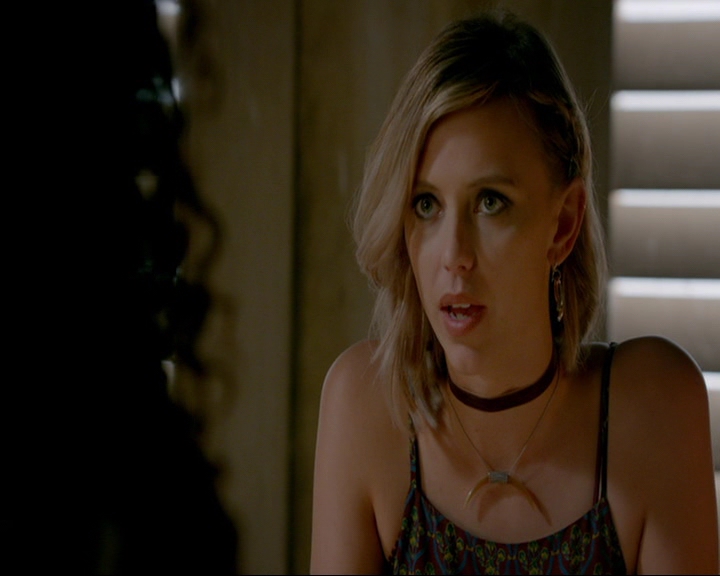 VampireDiaries-dot-nl_TheOriginals4x05IHearYouKnocking0921.jpg VampireDiaries-dot-nl_TheOriginals4x05IHearYouKnocking0921.jpg