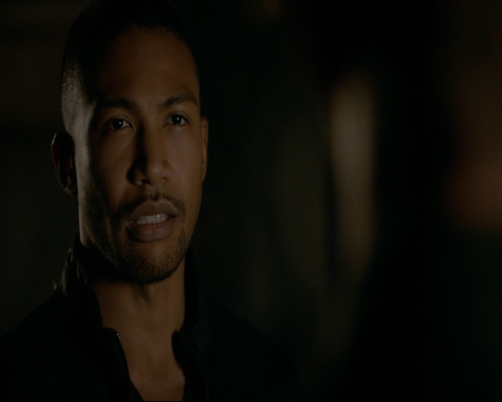 VampireDiaries-dot-nl_TheOriginals4x05IHearYouKnocking1085.jpg
