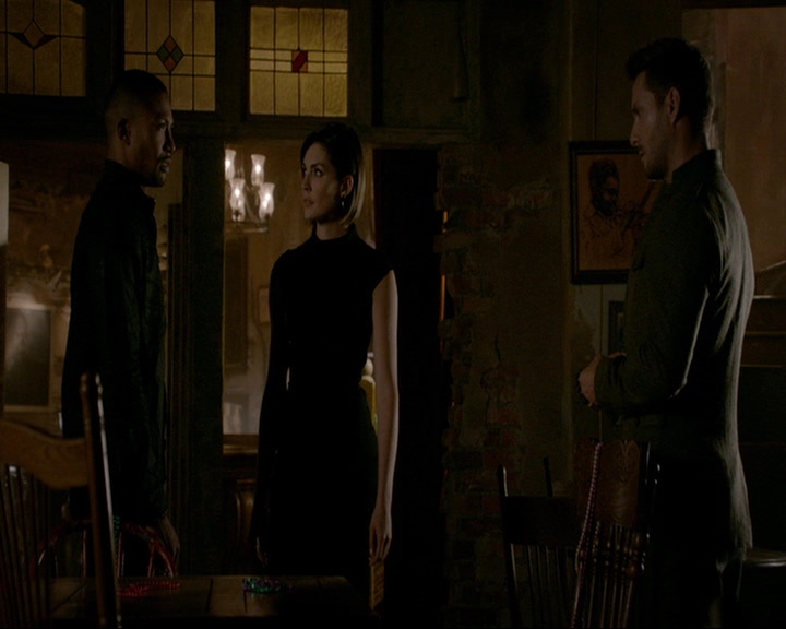 VampireDiaries-dot-nl_TheOriginals4x05IHearYouKnocking1088.jpg