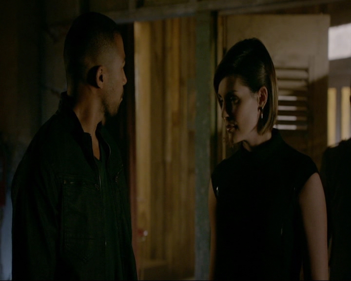 VampireDiaries-dot-nl_TheOriginals4x05IHearYouKnocking1093.jpg VampireDiaries-dot-nl_TheOriginals4x05IHearYouKnocking1093.jpg