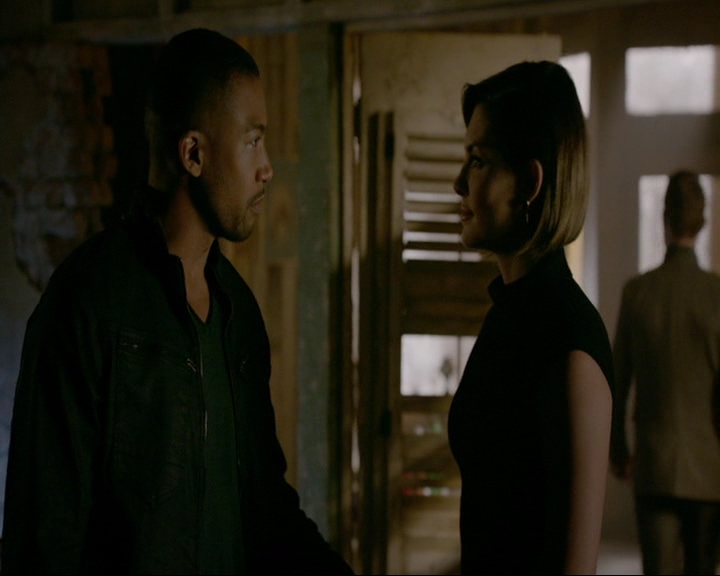 VampireDiaries-dot-nl_TheOriginals4x05IHearYouKnocking1095.jpg VampireDiaries-dot-nl_TheOriginals4x05IHearYouKnocking1095.jpg