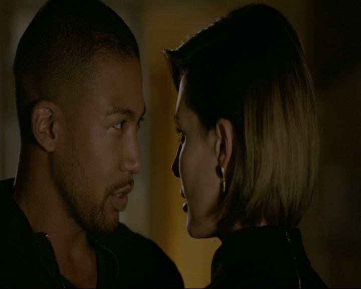 VampireDiaries-dot-nl_TheOriginals4x05IHearYouKnocking1112.jpg VampireDiaries-dot-nl_TheOriginals4x05IHearYouKnocking1112.jpg