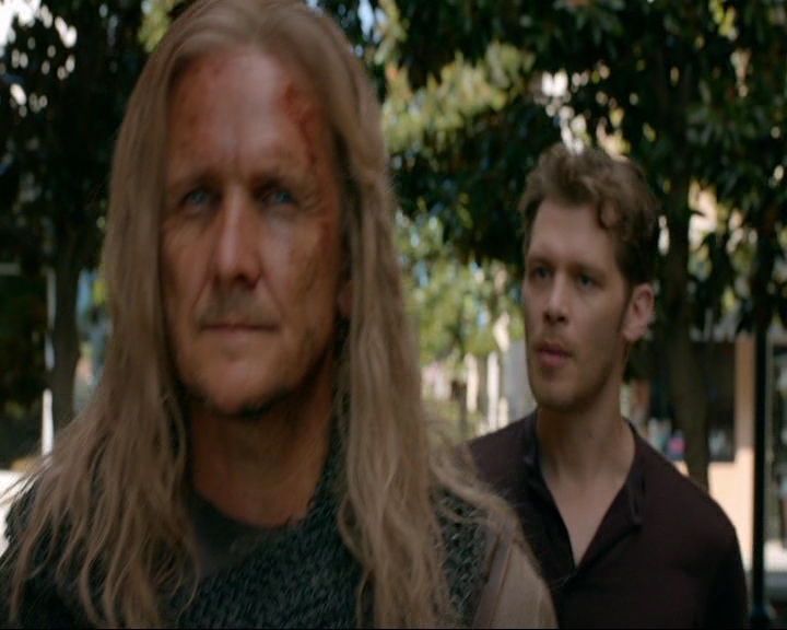 VampireDiaries-dot-nl_TheOriginals4x05IHearYouKnocking1131.jpg