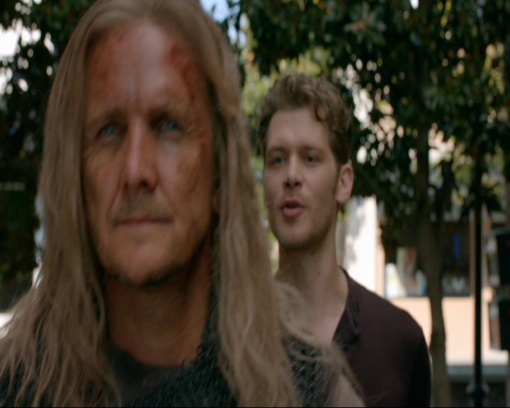 VampireDiaries-dot-nl_TheOriginals4x05IHearYouKnocking1132.jpg VampireDiaries-dot-nl_TheOriginals4x05IHearYouKnocking1132.jpg
