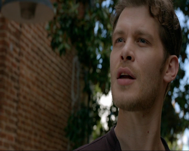 VampireDiaries-dot-nl_TheOriginals4x05IHearYouKnocking1155.jpg