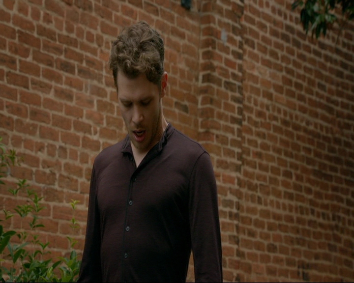 VampireDiaries-dot-nl_TheOriginals4x05IHearYouKnocking1164.jpg