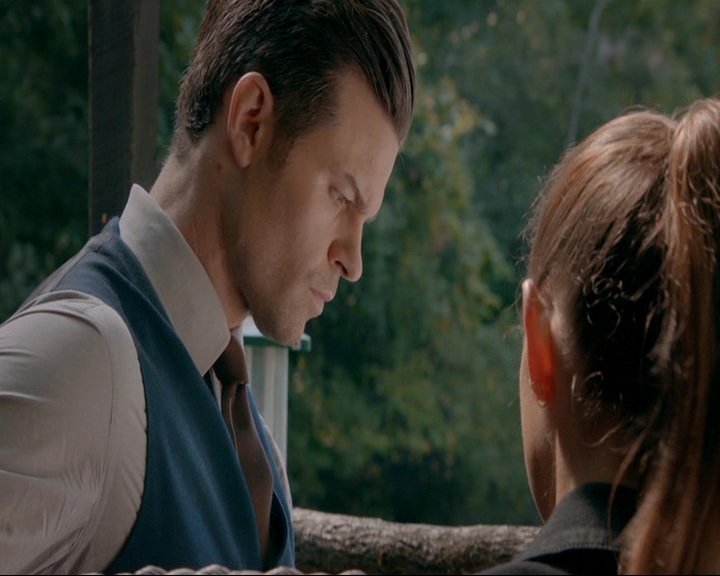 VampireDiaries-dot-nl_TheOriginals4x05IHearYouKnocking1300.jpg VampireDiaries-dot-nl_TheOriginals4x05IHearYouKnocking1300.jpg