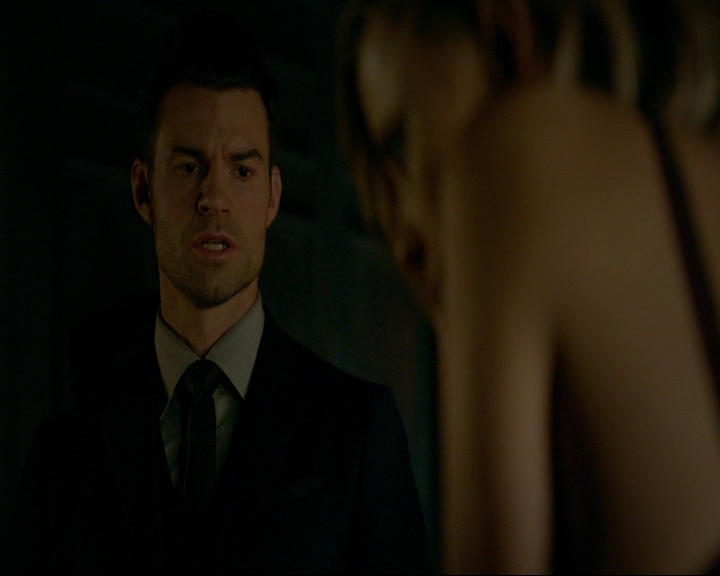 VampireDiaries-dot-nl_TheOriginals4x05IHearYouKnocking1916.jpg VampireDiaries-dot-nl_TheOriginals4x05IHearYouKnocking1916.jpg