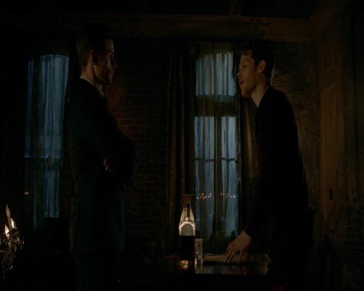 VampireDiaries-dot-nl_TheOriginals4x05IHearYouKnocking1954.jpg
