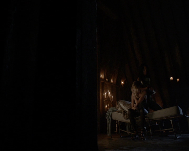 VampireDiaries-dot-nl_TheOriginals4x05IHearYouKnocking2056.jpg