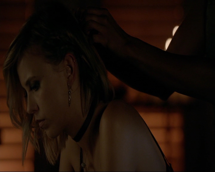 VampireDiaries-dot-nl_TheOriginals4x05IHearYouKnocking2061.jpg VampireDiaries-dot-nl_TheOriginals4x05IHearYouKnocking2061.jpg