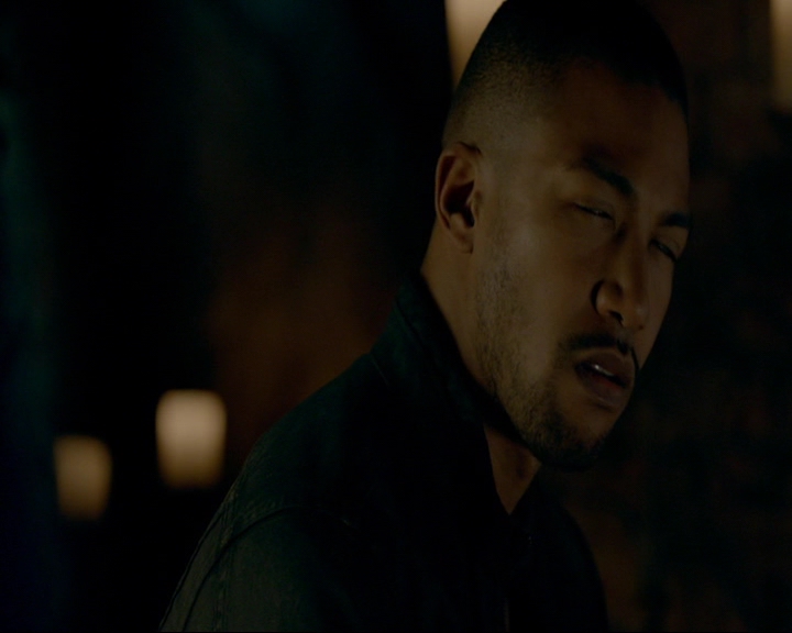 VampireDiaries-dot-nl_TheOriginals4x05IHearYouKnocking2224.jpg