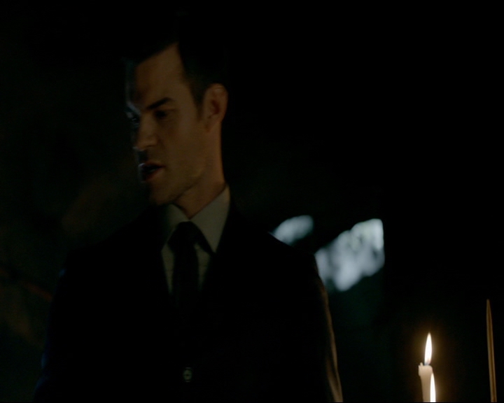 VampireDiaries-dot-nl_TheOriginals4x05IHearYouKnocking2230.jpg