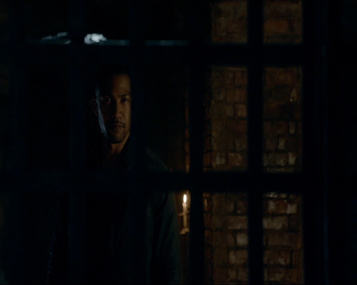 VampireDiaries-dot-nl_TheOriginals4x05IHearYouKnocking2255.jpg VampireDiaries-dot-nl_TheOriginals4x05IHearYouKnocking2255.jpg