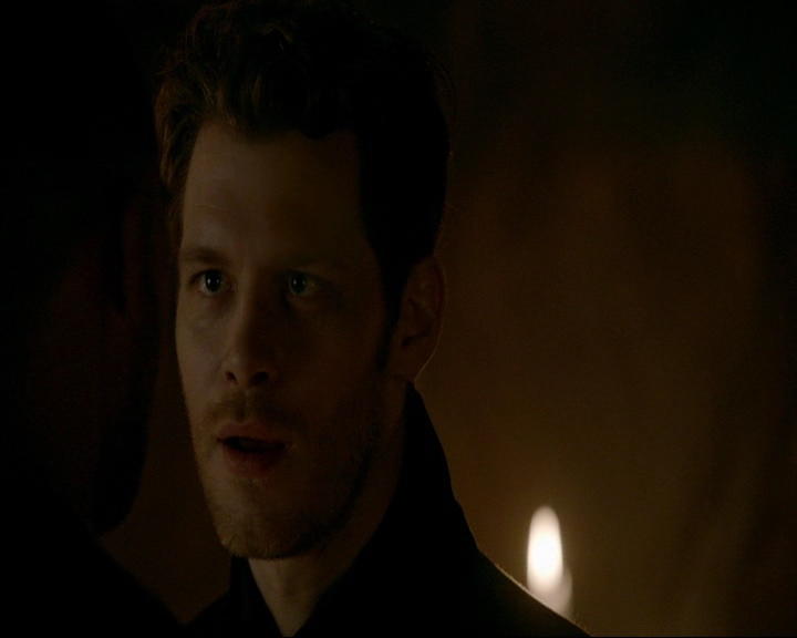 VampireDiaries-dot-nl_TheOriginals4x06BagOfCobras0596.jpg